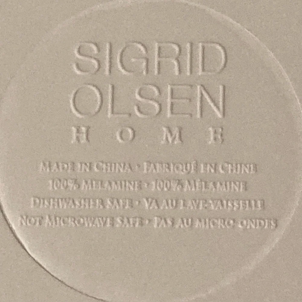 NWT Sigrid Olsen Melamine Appetizer Plates Set of 4 Tapas Plates Oyster Square